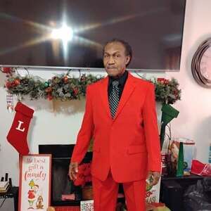 Meet your Posher, Leroy